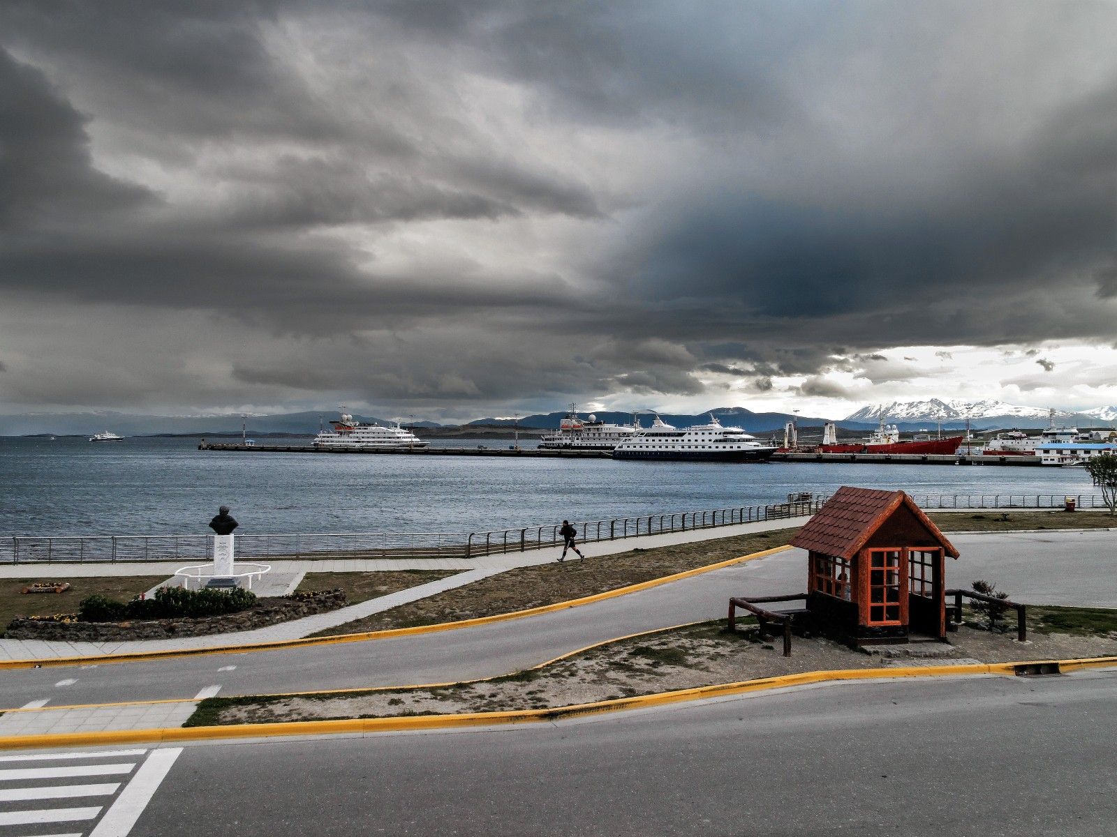 francknemni joggingaushuaia theartcycle photo_secondaire 517371297.jpeg The Art Cycle